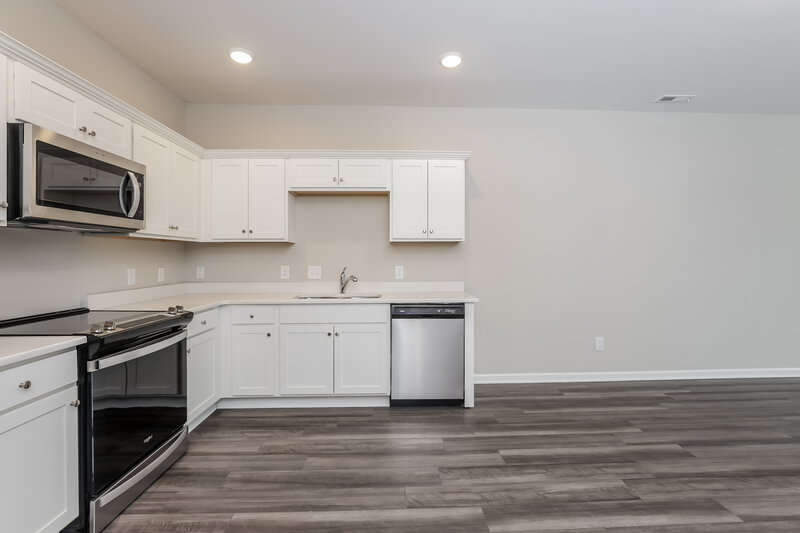 1,665/Mo, 644 Wendell Falls Pkwy Wendell, NC 27591 Kitchen View 2