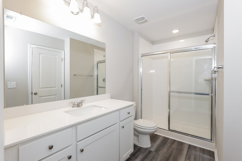 1,665/Mo, 644 Wendell Falls Pkwy Wendell, NC 27591 Main Bathroom View