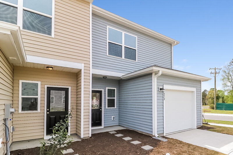 1,830/Mo, 652 Wendell Falls Pkwy Wendell, NC 27591 Rear View