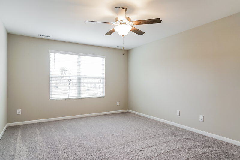 2,490/Mo, 381 Stone Arbor Way Wendell, NC 27591 Main Bedroom View