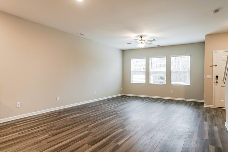 1,645/Mo, 375 Stone Arbor Way Wendell, NC 27591 Living Room View 2