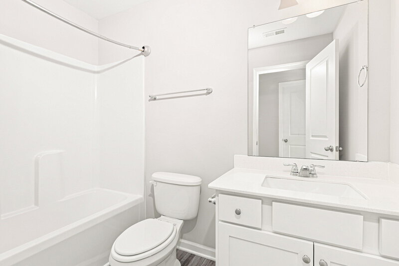 1,835/Mo, 351 Stone Arbor Way Wendell, NC 27591 Bathroom View 2
