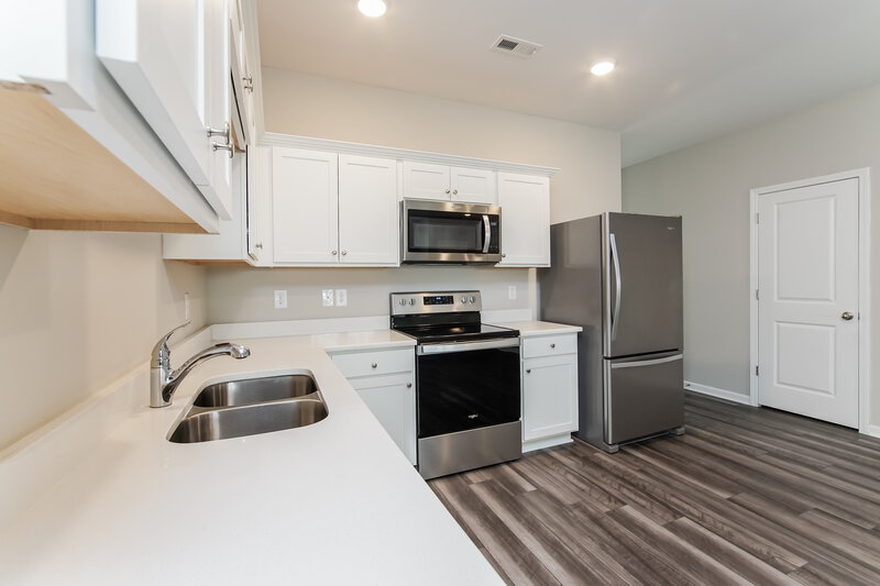 1,775/Mo, 349 Stone Arbor Way Wendell, NC 27591 Kitchen View