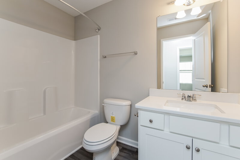 1,775/Mo, 349 Stone Arbor Way Wendell, NC 27591 Bathroom View
