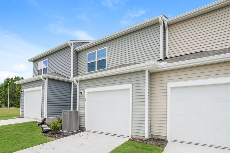 1,775/Mo, 349 Stone Arbor Way Wendell, NC 27591 Garage View