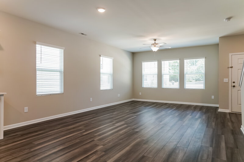 2,340/Mo, 321 Stone Arbor Way Wendell, NC 27591 Living Room View