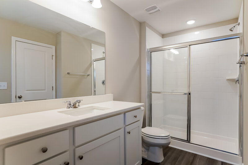 2,340/Mo, 321 Stone Arbor Way Wendell, NC 27591 Bathroom View