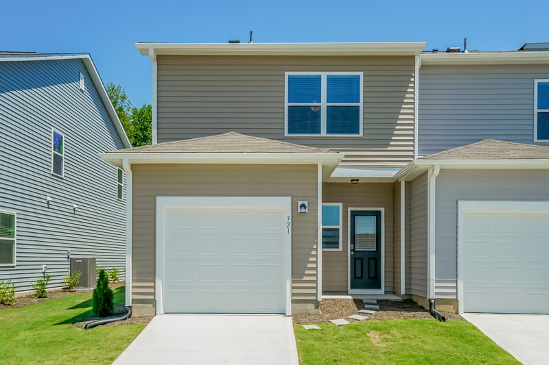 2,340/Mo, 321 Stone Arbor Way Wendell, NC 27591 Garage View