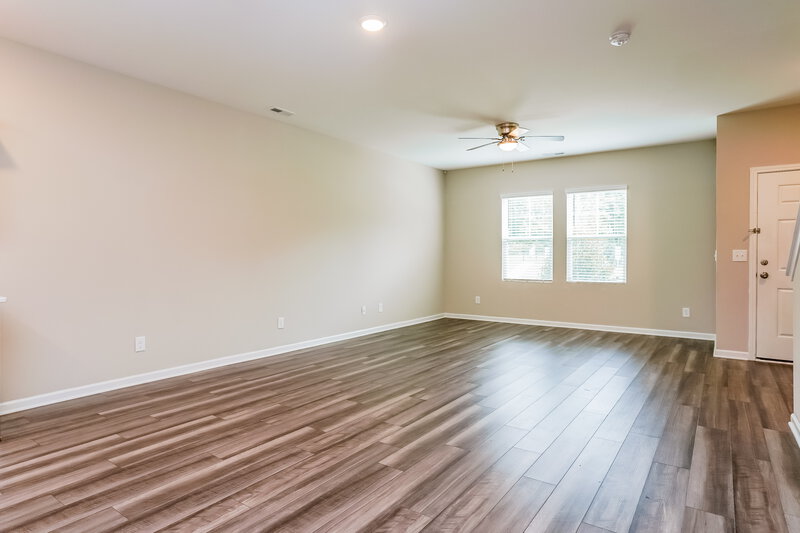 1,625/Mo, 309 Stone Arbor Way Wendell, NC 27591 Living Room View 2