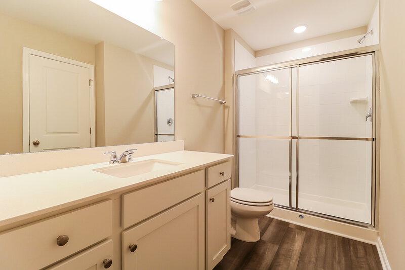 1,820/Mo, 309 Stone Arbor Way Wendell, NC 27591 Main Bathroom View