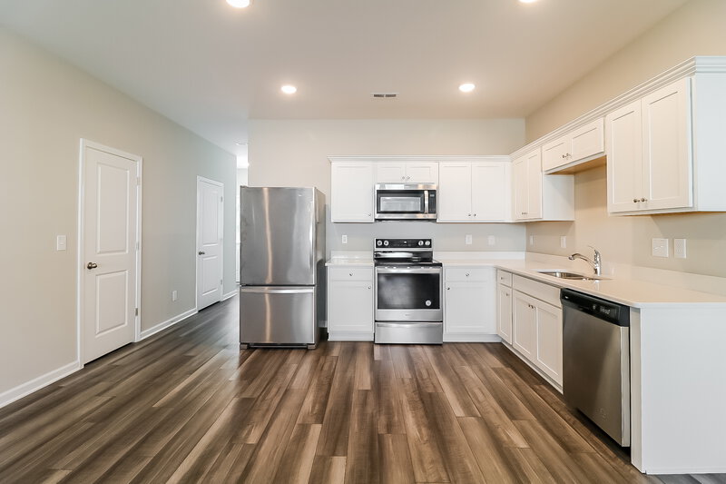 1,935/Mo, 539 Landing View Drive Wendell, NC 27591 Kitchen View