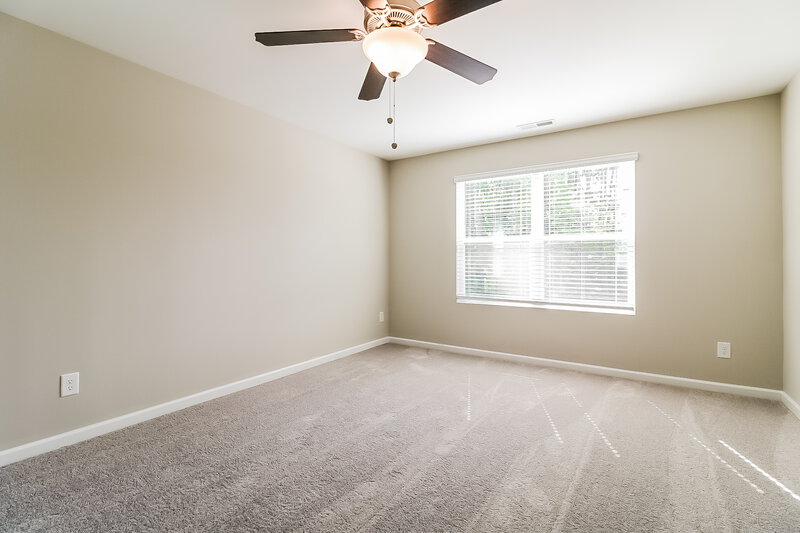 1,935/Mo, 539 Landing View Drive Wendell, NC 27591 Main Bedroom View