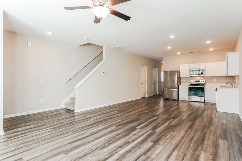 1,740/Mo, 524 Landing View Drive Wendell, NC 27591 Living Room View 4