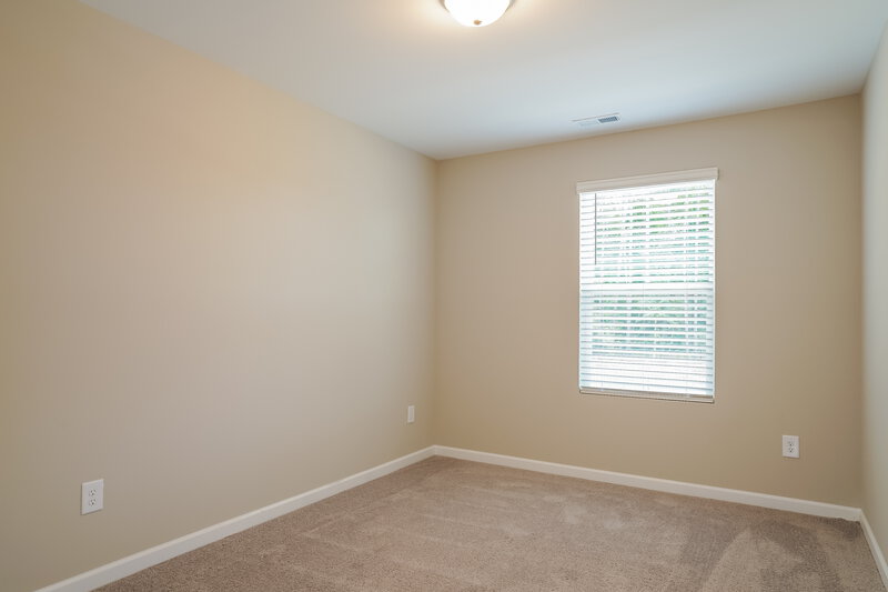 1,670/Mo, 526 Landing View Drive Wendell, NC 27591 Bedroom View 3