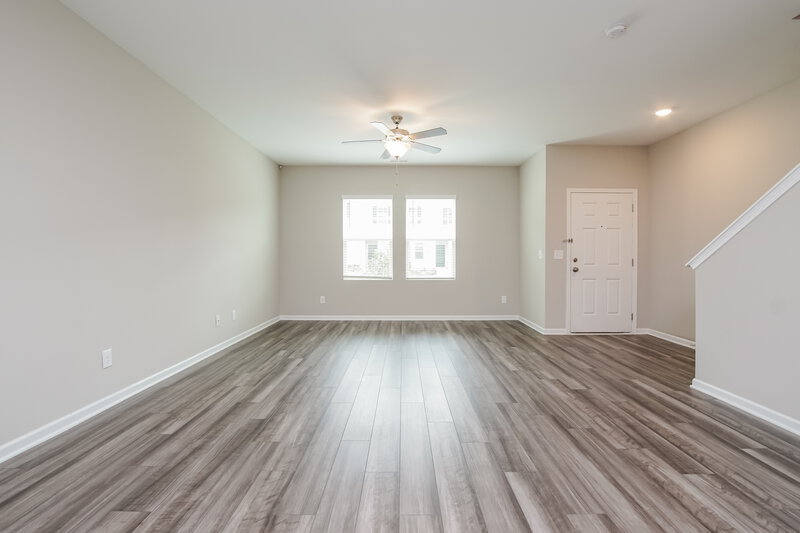 1,885/Mo, 542 Landing View Drive Wendell, NC 27591 Living Room View