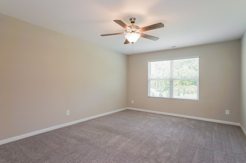 1,685/Mo, 542 Landing View Drive Wendell, NC 27591 Main Bedroom View