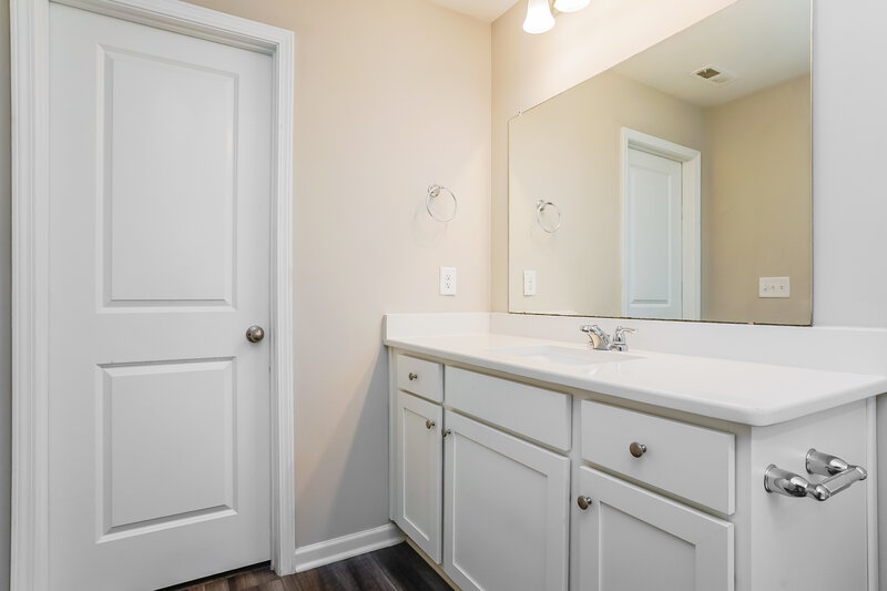 1,685/Mo, 542 Landing View Drive Wendell, NC 27591 Bathroom View