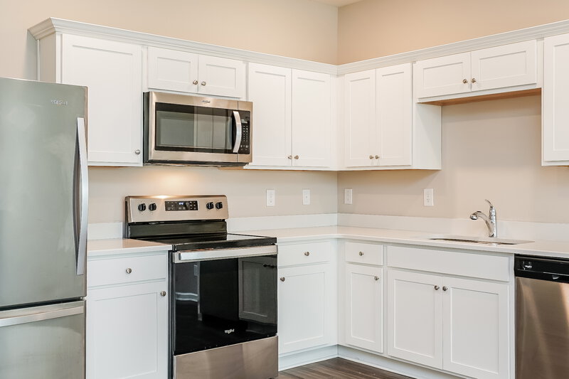 1,630/Mo, 544 Landing View Drive Wendell, NC 27591 Kitchen View