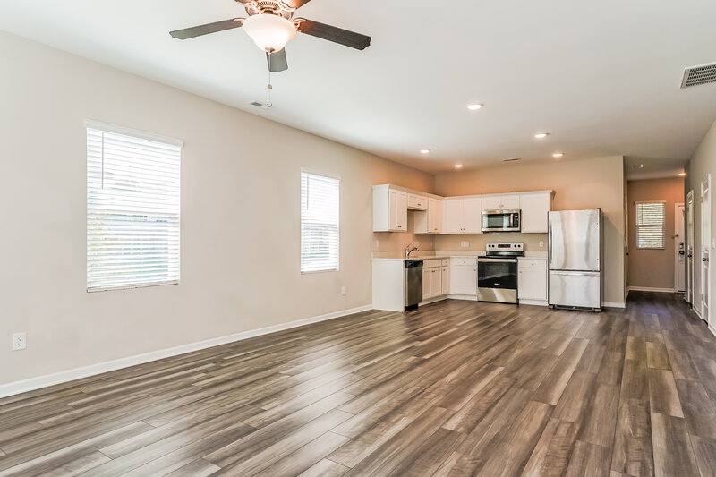 1,650/Mo, 548 Landing View Drive Wendell, NC 27591 Dining Room View 2