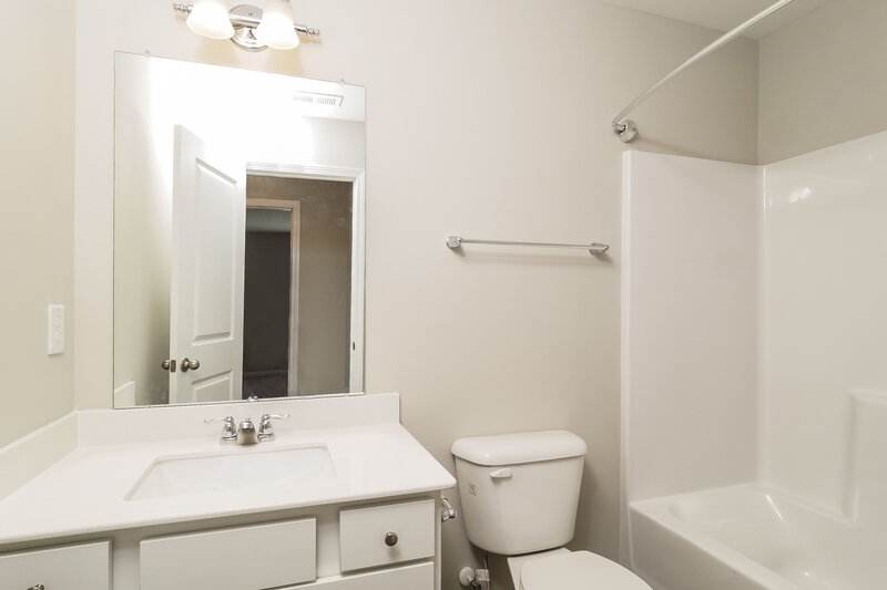 1,695/Mo, 332 Stone Arbor Way Wendell, NC 27591 Bathroom View