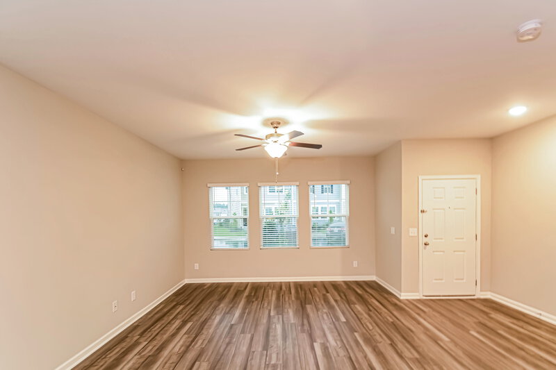 1,760/Mo, 342 Stone Arbor Way Wendell, NC 27591 Living Room View 2