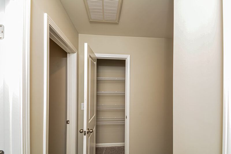 1,760/Mo, 342 Stone Arbor Way Wendell, NC 27591 Bathroom View