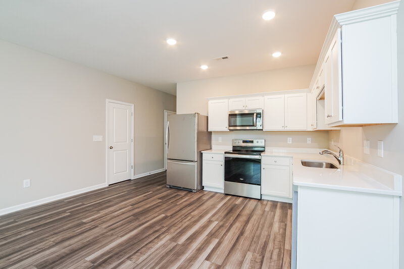 1,710/Mo, 352 Stone Arbor Way Wendell, NC 27591 Kitchen View 2