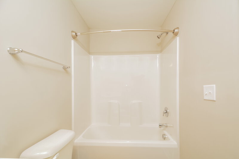 1,705/Mo, 366 Stone Arbor Way Wendell, NC 27591 Bathroom View