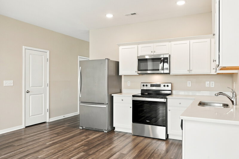 0/Mo, 368 Stone Arbor Way Wendell, NC 27591 Kitchen View 2