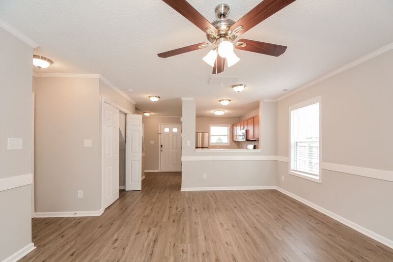 2,730/Mo, 5 Toms Rock Pl Durham, NC 27704 Living Room View 2