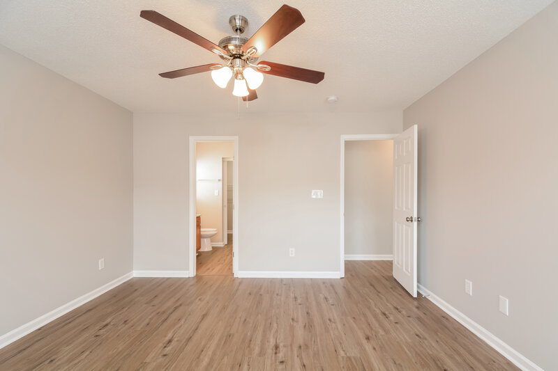 2,730/Mo, 5 Toms Rock Pl Durham, NC 27704 Main Bedroom View