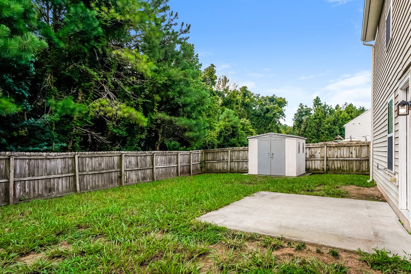1,910/Mo, 5 Toms Rock Pl Durham, NC 27704 Rear View 2