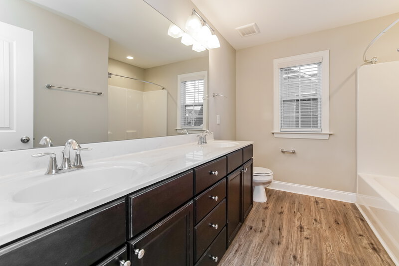 2,545/Mo, 5517 Weathered Rock Ct Knightdale, NC 27545 Bathroom View