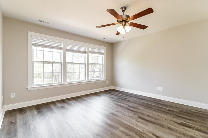 2,595/Mo, 445 Timber Meadow Lake Dr Fuquay Varina, NC 27526 Main Bedroom View