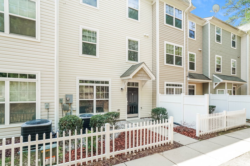 1,965/Mo, 311 Gilman Ln Unit 106 Raleigh, NC 27610 External View