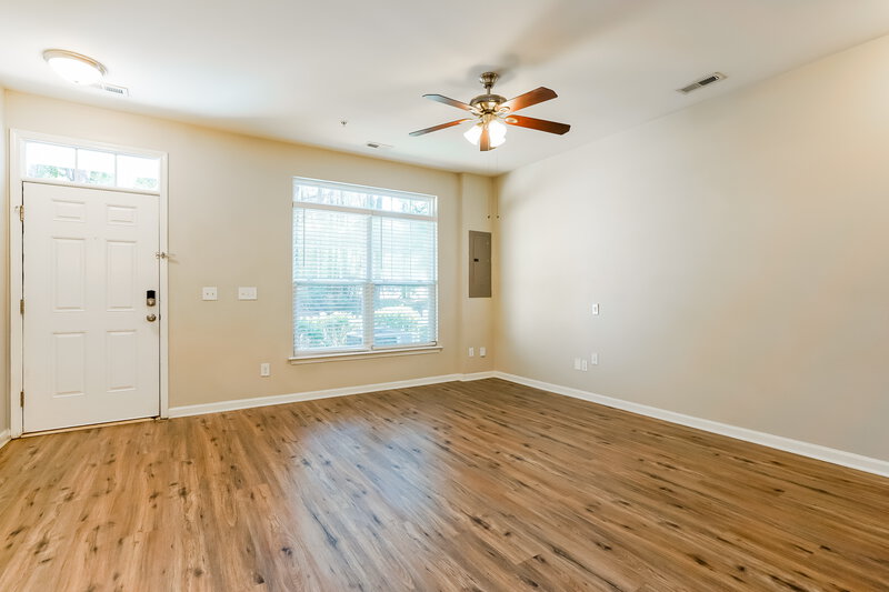 1,730/Mo, 311 Gilman Ln Unit 106 Raleigh, NC 27610 Dining Room View