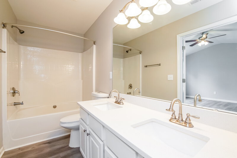 2,310/Mo, 507 Sutter Gate Ln Morrisville, NC 27560 Bathroom View