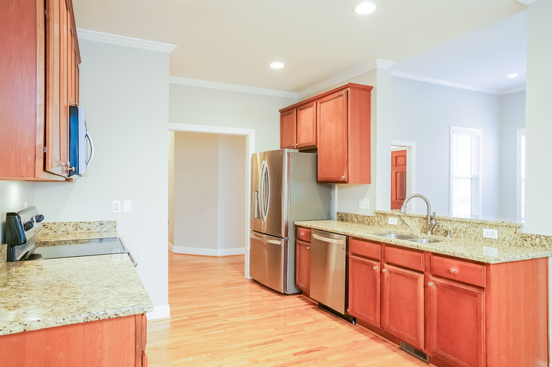 2,515/Mo, 621 Canvas Dr Wake Forest, NC 27587 Kitchen View 2