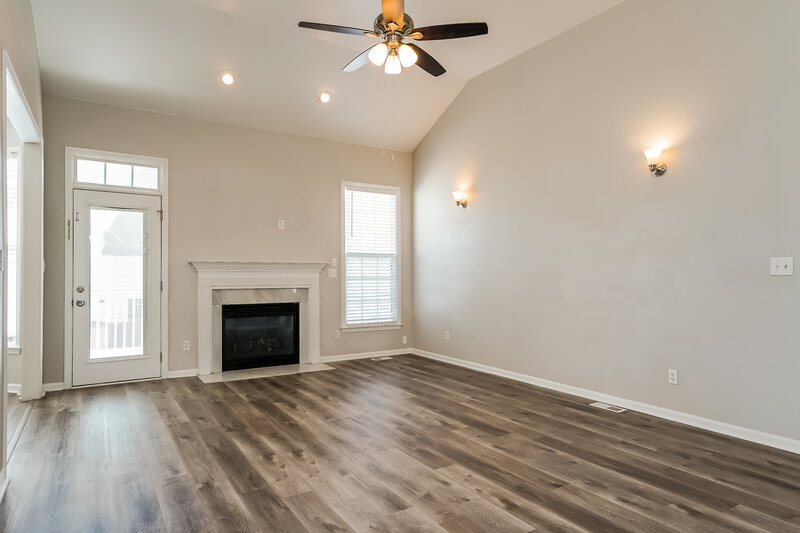 2,080/Mo, 5124 Amberfield Way Raleigh, NC 27604 Living Room View