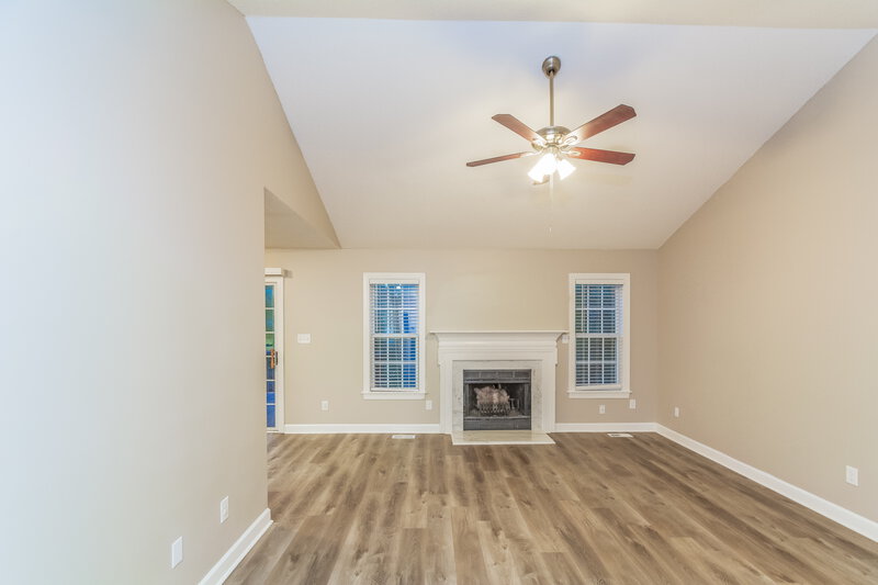 2,035/Mo, 258 Tillamook Dr Wake Forest, NC 27587 Living Room View