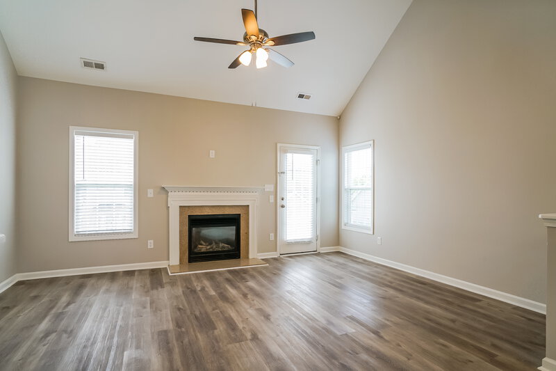 2,210/Mo, 115 Red Lake St Garner, NC 27529 Living Room View 2