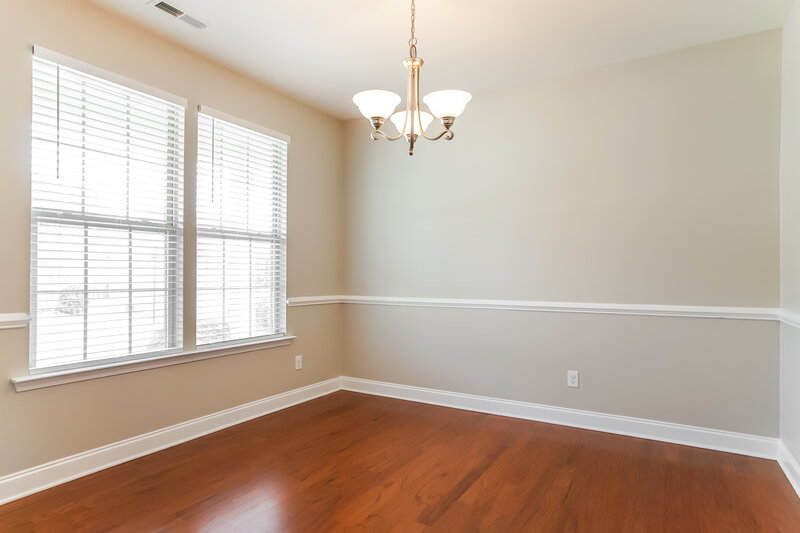 2,370/Mo, 335 Clubhouse Dr Youngsville, NC 27596 Dining Room View