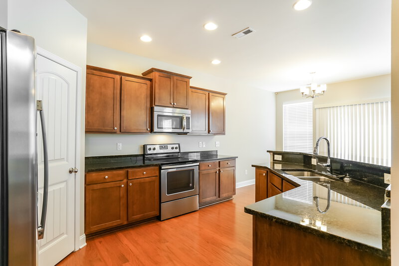 2,370/Mo, 335 Clubhouse Dr Youngsville, NC 27596 Kitchen View 2