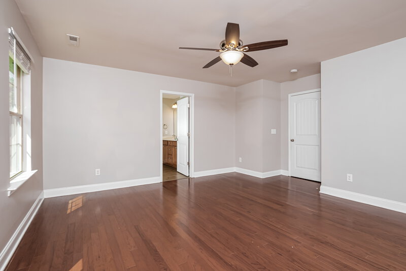 1,905/Mo, 335 Clubhouse Dr Youngsville, NC 27596 Main Bedroom View 2