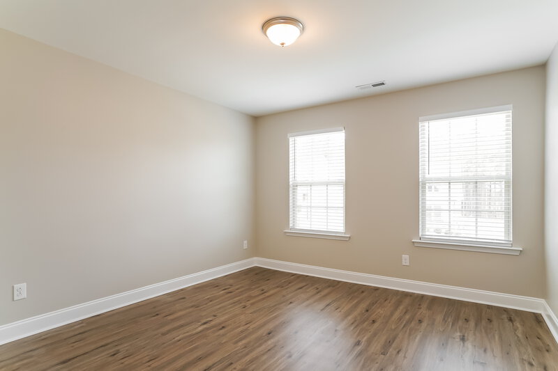 2,370/Mo, 335 Clubhouse Dr Youngsville, NC 27596 Bedroom View