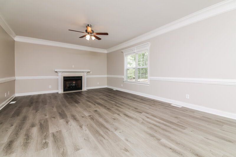 1,975/Mo, 133 Holiday Island Dr Garner, NC 27529 Living Room View