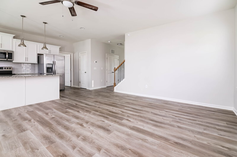 2,200/Mo, 36 W Painted Way Clayton, NC 27527 Living Room View 3