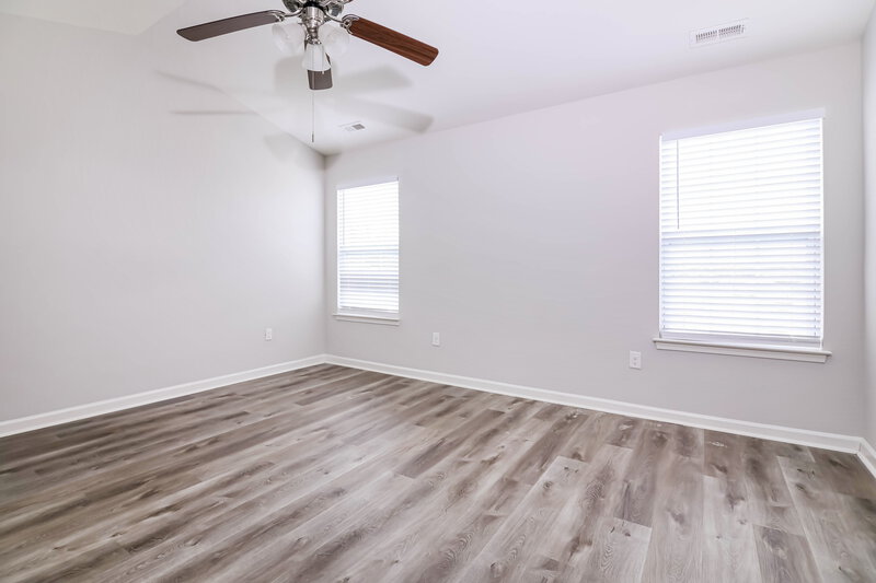 2,200/Mo, 36 W Painted Way Clayton, NC 27527 Bedroom View 3