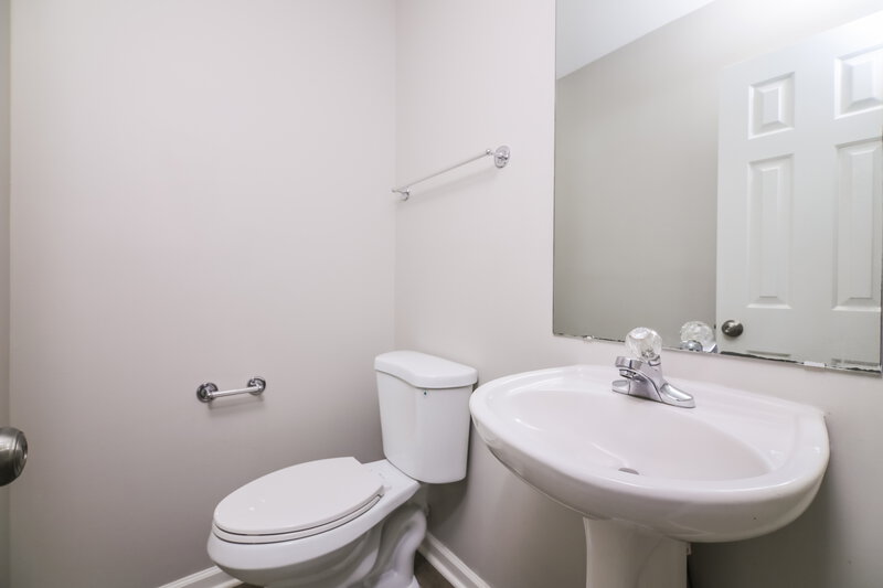 2,415/Mo, 6532 Austin Creek Dr Wake Forest, NC 27587 Bathroom View