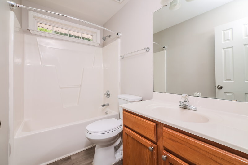 2,415/Mo, 6532 Austin Creek Dr Wake Forest, NC 27587 Bathroom View 2